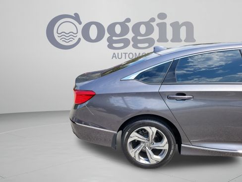 Used 2019 Honda Accord EX image 31