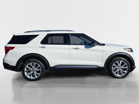 Used 2022 Ford Explorer Platinum w/ Equipment Group 601A image 7