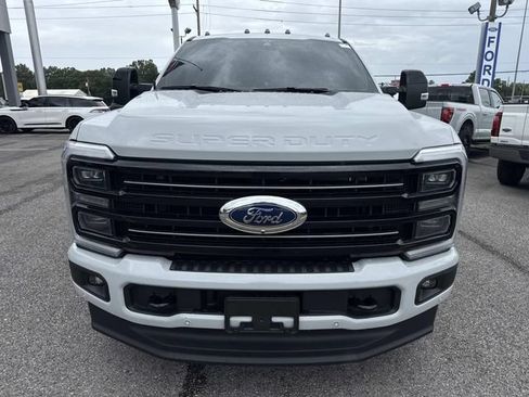 Used 2026 Ford F250 Platinum AWD/4WD image 2
