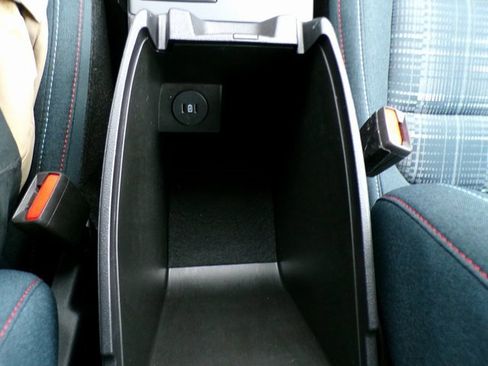 Used 2024 Ford Bronco Sport Heritage w/ Heritage Convenience Package image 34