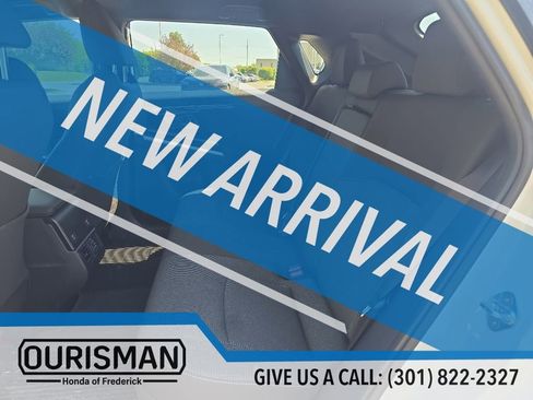 Used 2024 Subaru Solterra AWD/4WD image 13