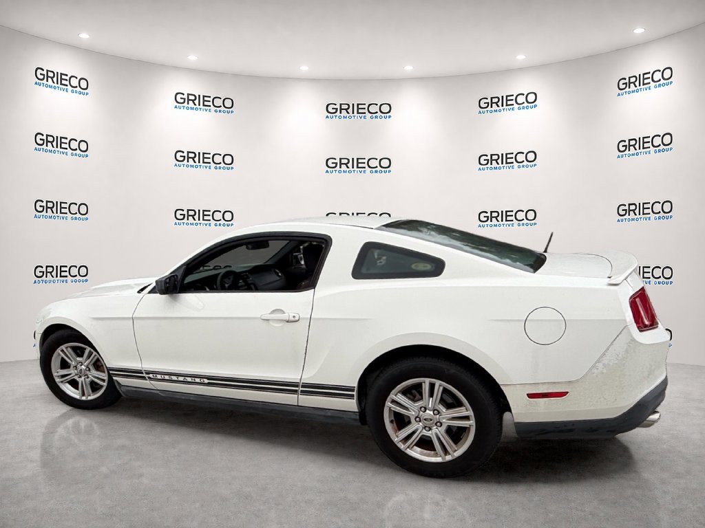 Used 2011 Ford Mustang Coupe w/ 101A Rapid Spec Order Code RWD image 5