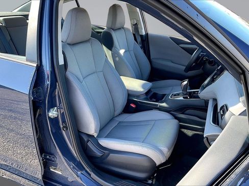 Used 2025 Subaru Legacy Premium image 7