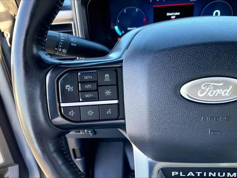 Certified 2025 Ford F250 Platinum AWD/4WD image 21