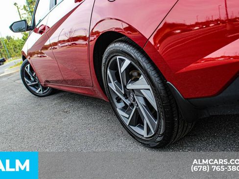 Used 2025 Hyundai Elantra Sport image 15