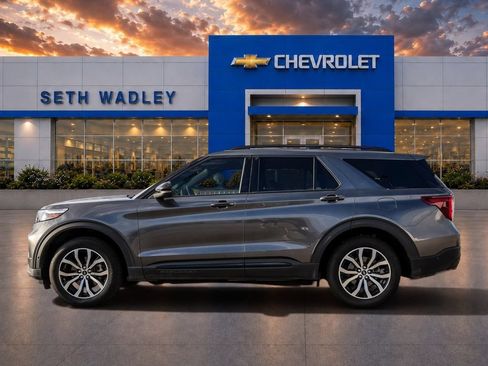 Used 2020 Ford Explorer ST w/ Premium Technology Package AWD/4WD image 4