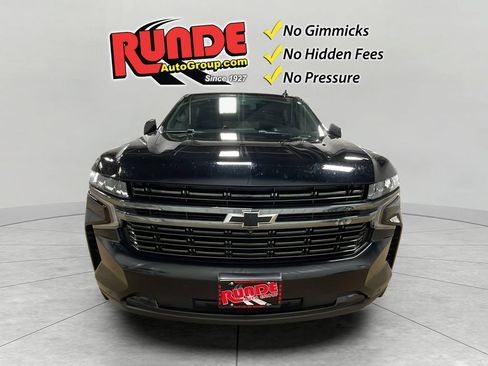 Used 2021 Chevrolet Suburban RST w/ Luxury Package AWD/4WD image 9