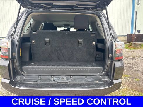 Used 2023 Toyota 4Runner SR5 AWD/4WD image 16