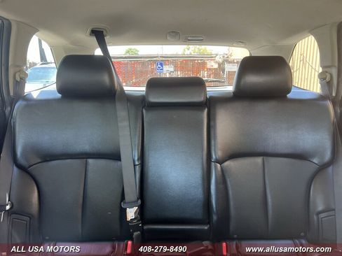 Used 2010 Subaru Outback 2.5i Limited AWD/4WD image 28