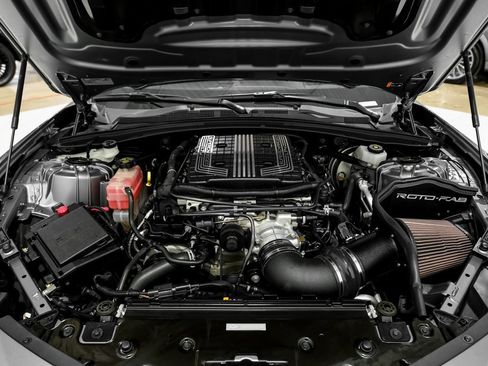 Used 2020 Chevrolet Camaro ZL1 image 44