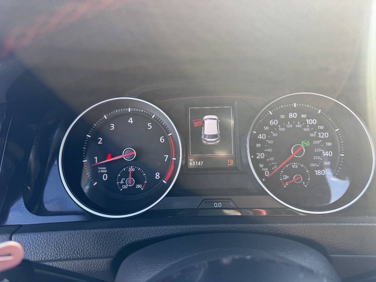 Used 2018 Volkswagen GTI SE FWD image 24