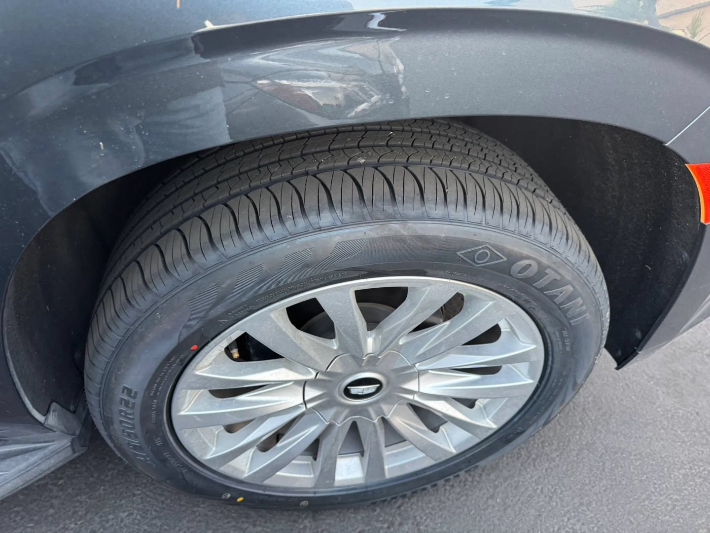 Used 2021 Cadillac Escalade Luxury RWD image 38
