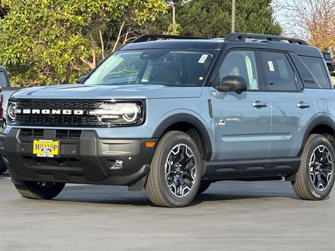 New 2025 Ford Bronco Sport Outer Banks w/ Outer Banks Tech Package+ image 8