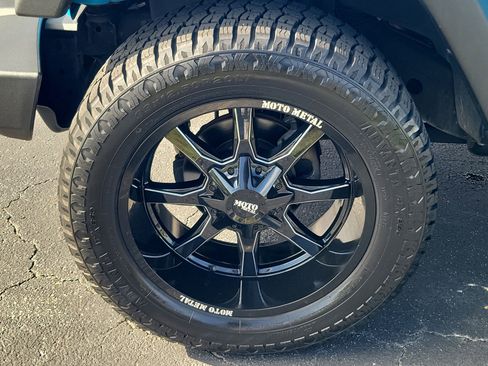 Used 2018 Jeep Wrangler Unlimited Sport S AWD/4WD image 6