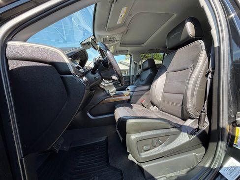 Used 2019 GMC Yukon Denali AWD/4WD image 12