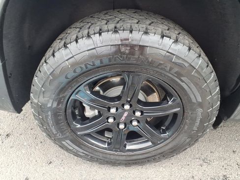 Used 2023 GMC Acadia AT4 w/ Technology Package AWD/4WD image 31