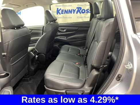Used 2023 Subaru Ascent Limited AWD/4WD image 12