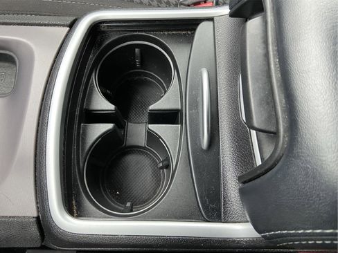 Used 2023 Dodge Charger SXT RWD image 30