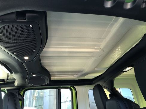 New 2026 Jeep Wrangler Unlimited Rubicon image 23