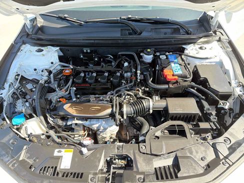 Used 2024 Honda Accord LX image 11