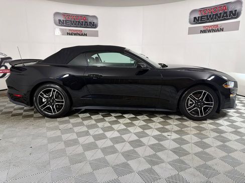Used 2022 Ford Mustang Premium image 2