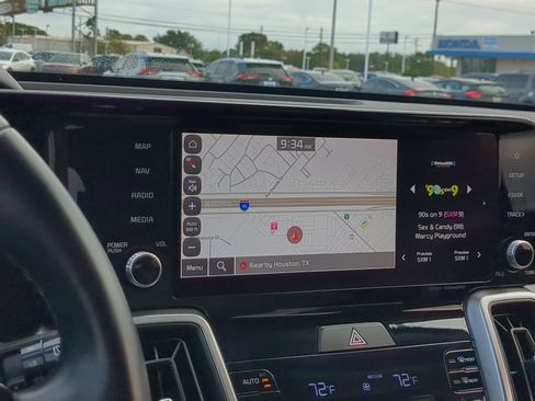 Used 2022 Kia Sorento S w/ Panoramic Sunroof Package image 24