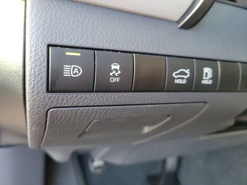 Used 2023 Toyota Camry LE image 28