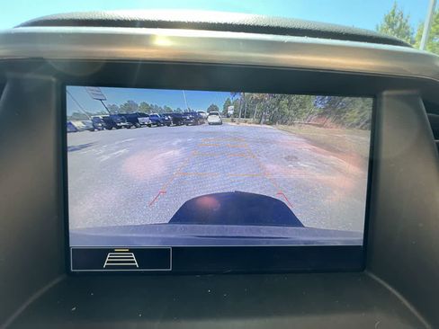 Used 2020 GMC Acadia SLT w/ LPO, Floor Liner Package image 15