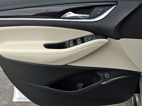 Certified 2023 Buick Enclave Essence FWD image 14