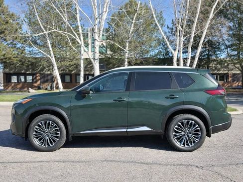 New 2026 Nissan Rogue Platinum AWD/4WD image 3