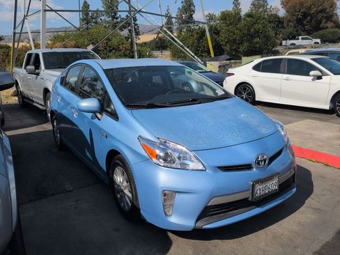 Used 2012 Toyota Prius Prime Plug-In Hybrid FWD image 3