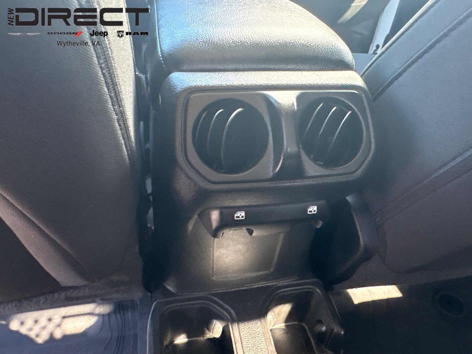 Used 2023 Jeep Gladiator Sport AWD/4WD image 21