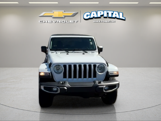 Used 2020 Jeep Gladiator Overland w/ Safety Group AWD/4WD image 8