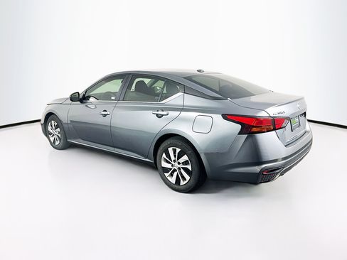 Used 2020 Nissan Altima 2.5 S FWD image 5