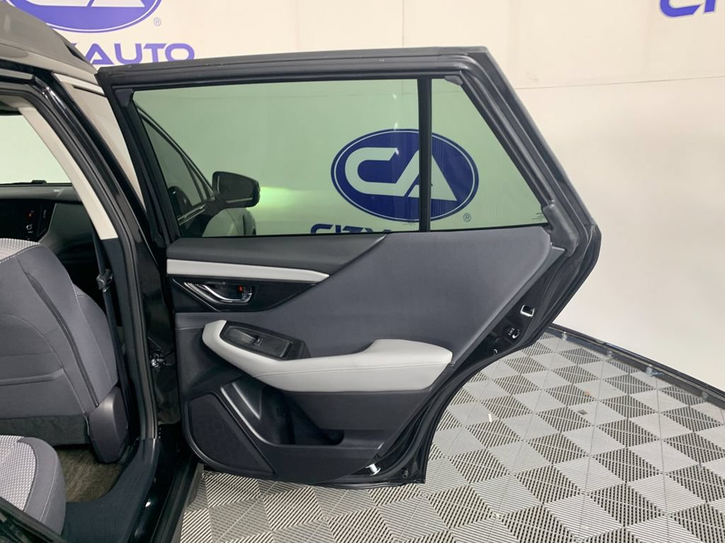 Used 2023 Subaru Outback Premium AWD/4WD image 35