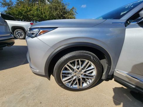 Used 2023 Acura MDX w/ Advance Package AWD/4WD image 7