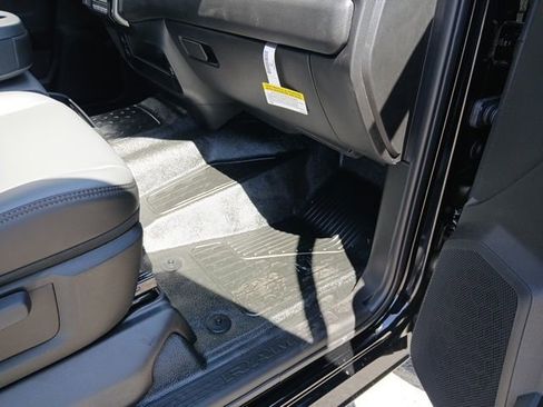 New 2026 RAM 3500 Tradesman AWD/4WD image 23