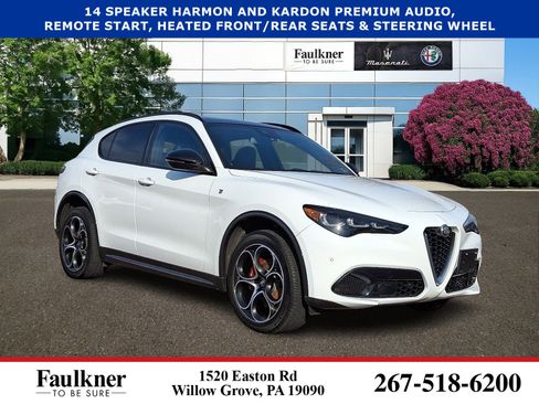 Used 2024 Alfa Romeo Stelvio Ti image 1
