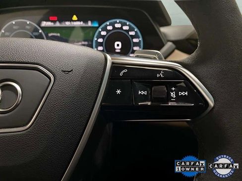 Used 2023 Audi e-tron GT Premium Plus image 39