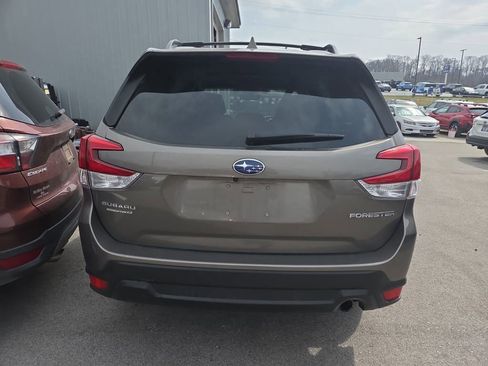 Certified 2021 Subaru Forester Limited image 7