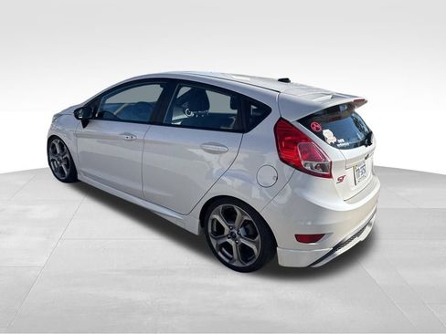 Used 2016 Ford Fiesta ST image 9