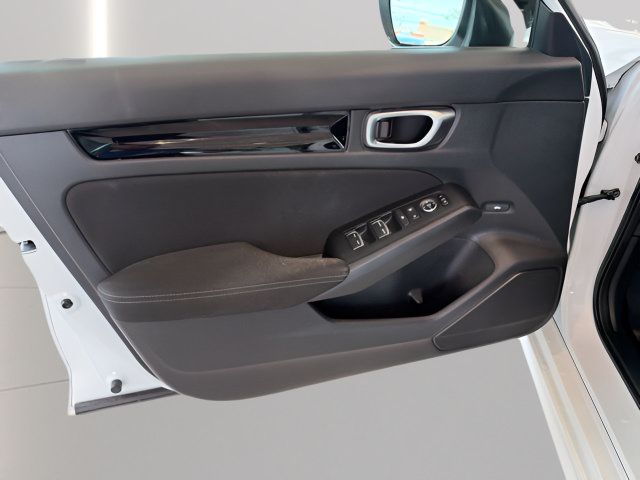 Used 2023 Honda Civic EX image 9