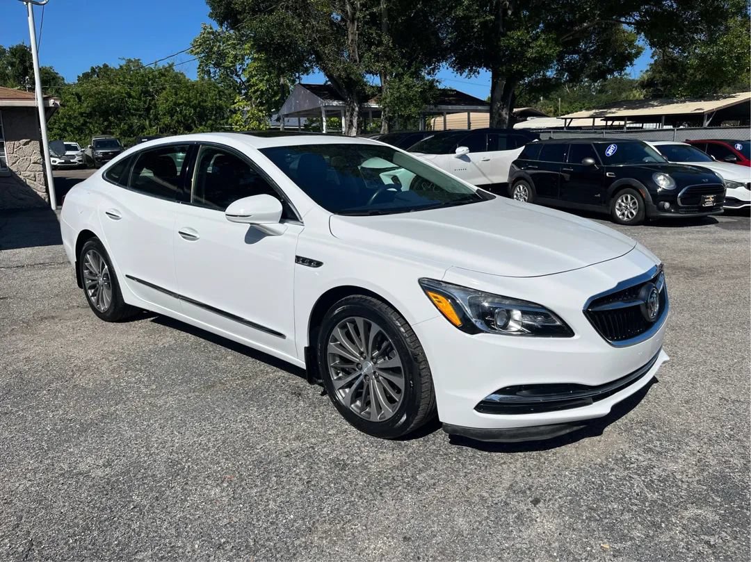 Used 2019 Buick LaCrosse Essence w/ Sun and Shade Package AWD/4WD image 3