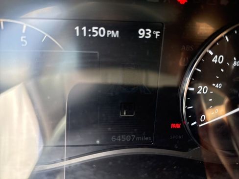 Used 2023 Nissan Kicks SV image 7