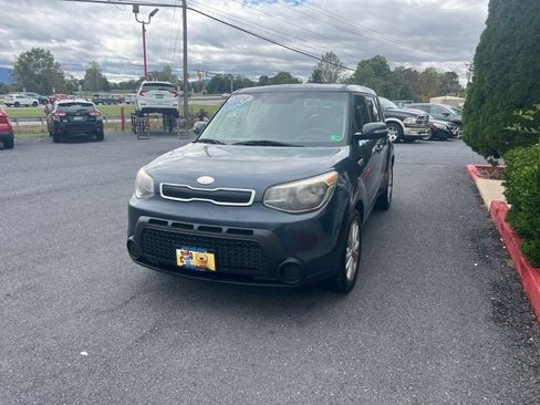Used 2014 Kia Soul + image 3
