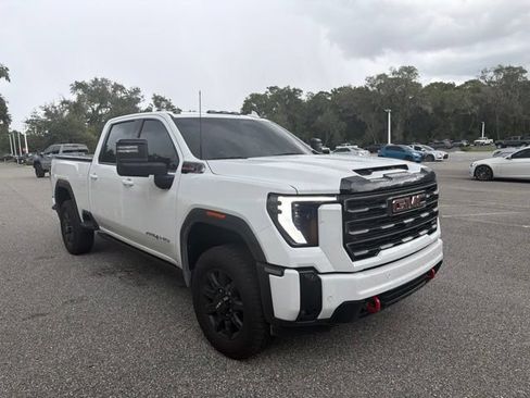 Used 2025 GMC Sierra 2500 AT4 w/ AT4 Premium Plus Package AWD/4WD image 7