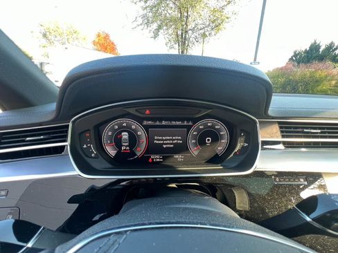 Used 2019 Audi A8 L 3.0T w/ Executive Package image 10
