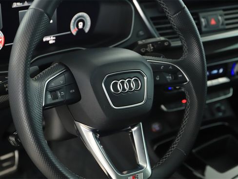 Used 2023 Audi SQ5 Premium Plus w/ Premium Plus Package image 16