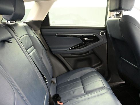 Used 2021 Land Rover Range Rover Evoque SE image 19
