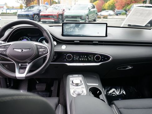 Used 2025 Genesis Electrified GV70 Advanced w/ Prestige Package image 24